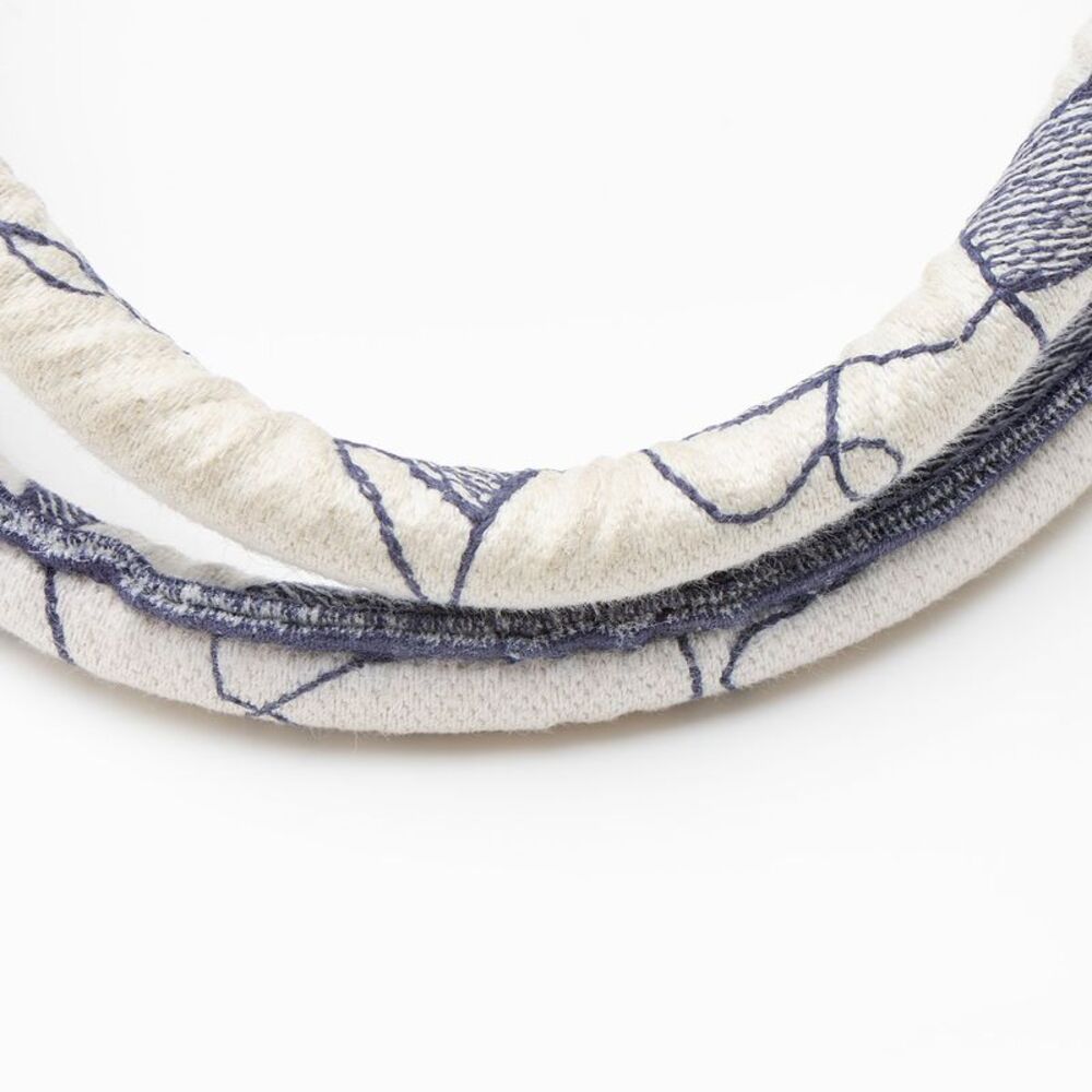 Dior Embroidered Canvas Around the World Large Book Tote - Picture 10 of 12